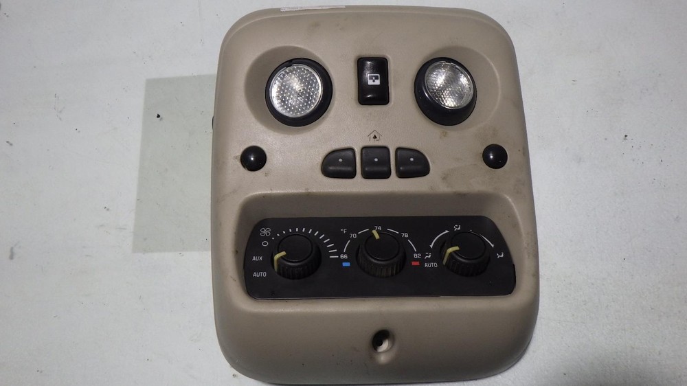 03 GMC YUKON XL 1500 Front Console