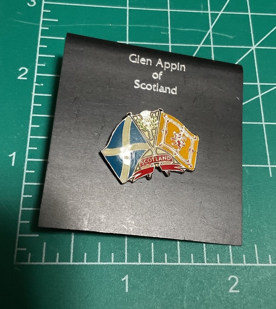 Scotland Crossed Flags Pin Y1