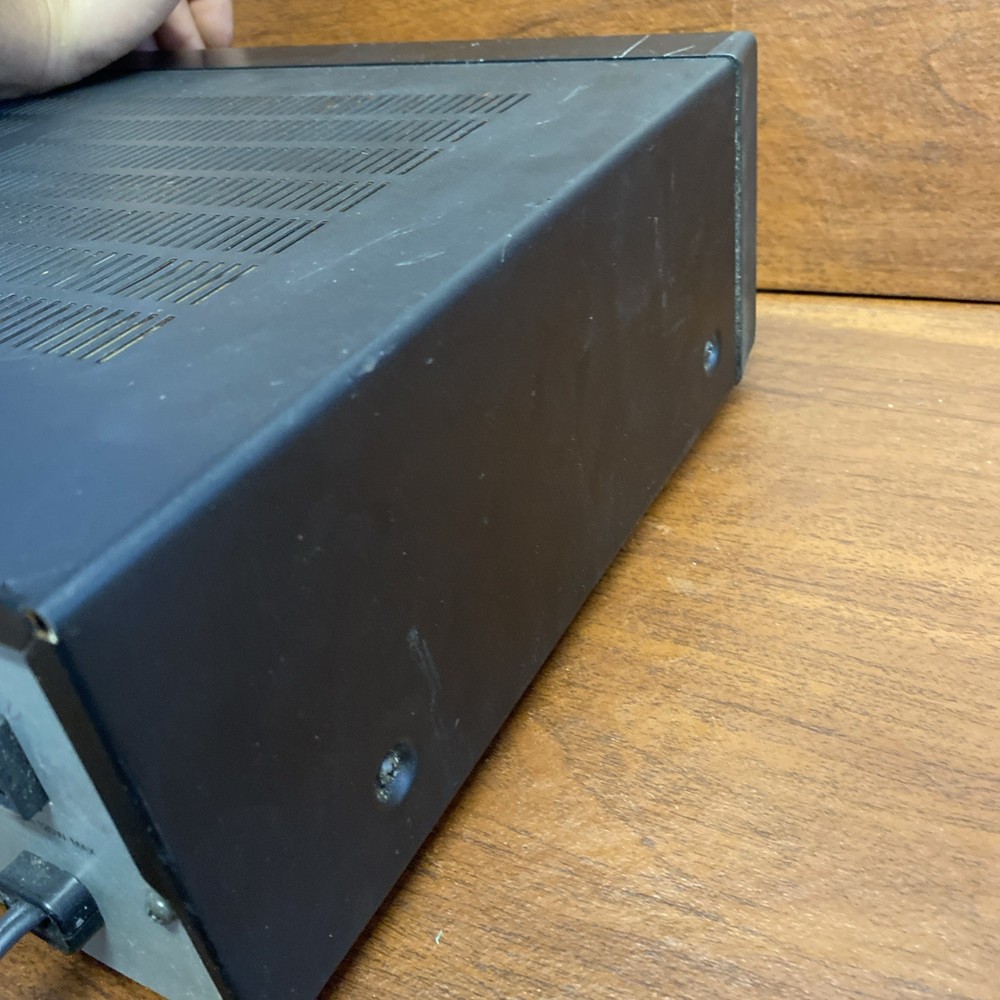 Onkyo TX-903 Quartz Synthesized Tuner Amplifier. Powers On- Only Testing Done