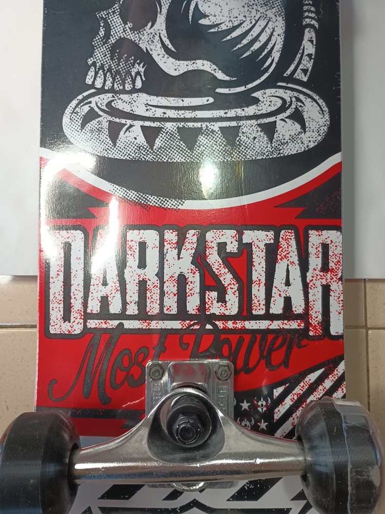Darkstar Skateboard DS40 Complete Skateboard