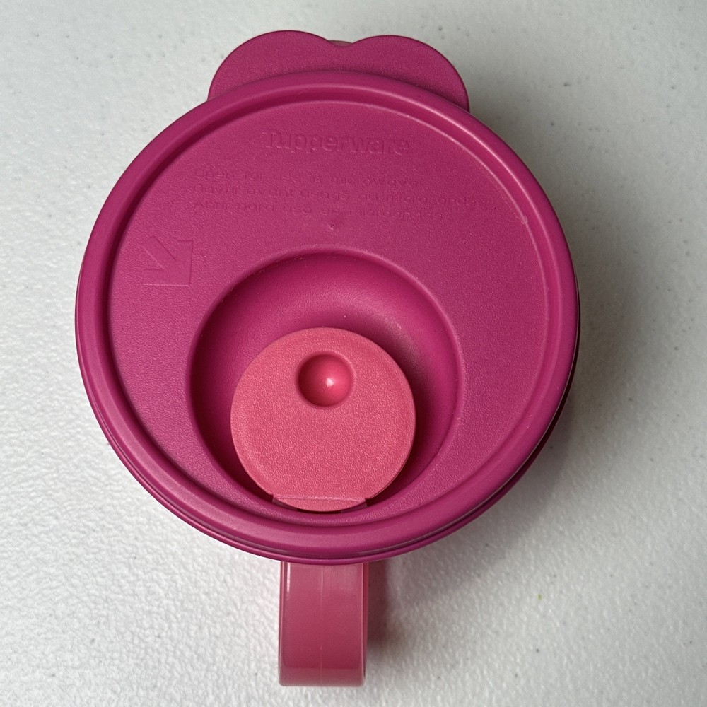 Tupperware 3155A Microwave Soup Cup 16 Oz. Vented Lid Pink