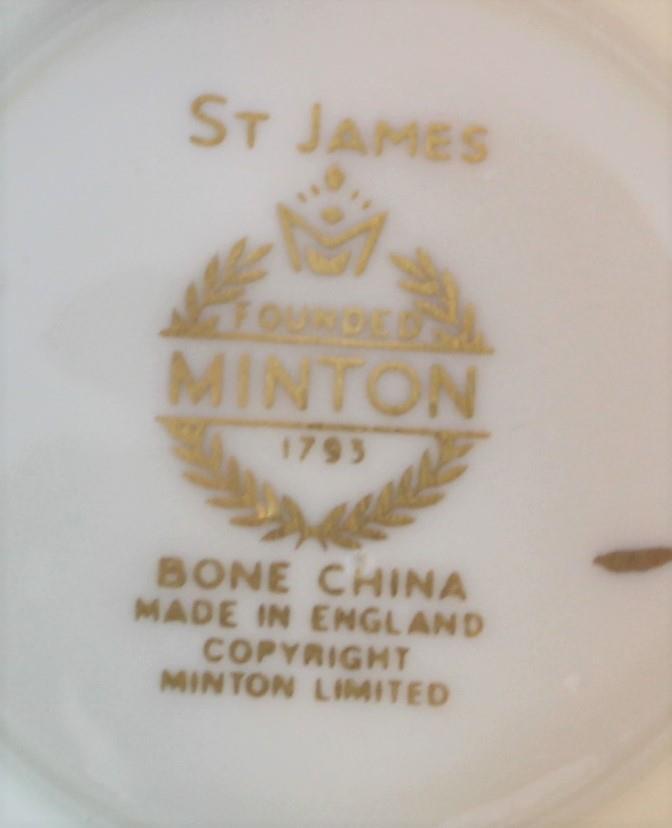 Minton ST JAMES 5-Piece Place Setting GREAT CONDITION