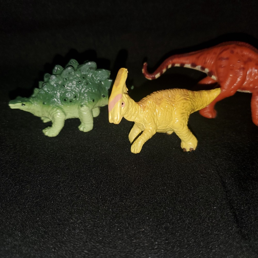 4 Vintage Dinosaur Figures, Safari