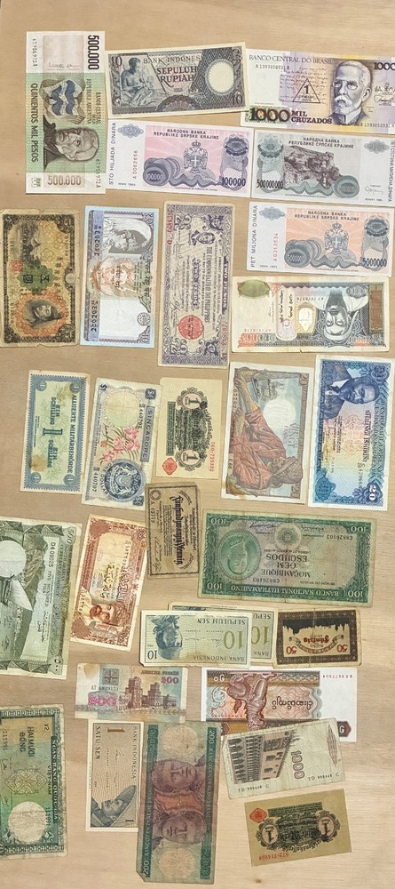 Old Paper Money, Lot CCCVII