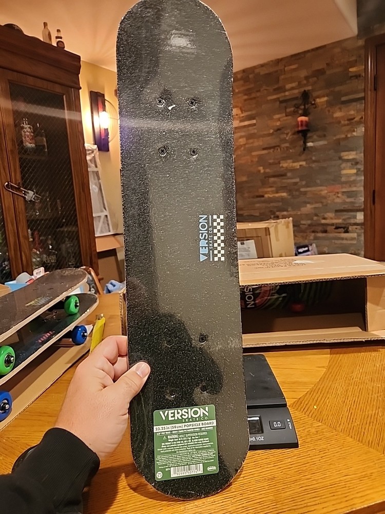 Version popsicle skate board 23 inch New Sealed