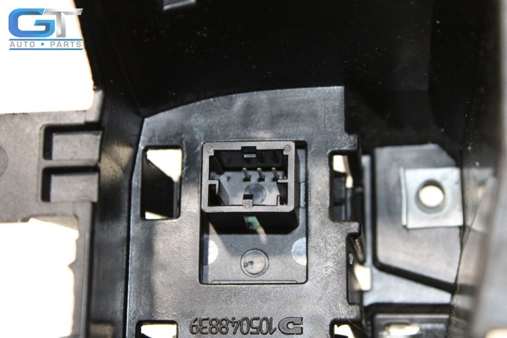 AUDI A8 IGNITION SWITCH CONTROL LOCK RELAY MODULE W/ BRACKET OEM 2011 - 2017 ??