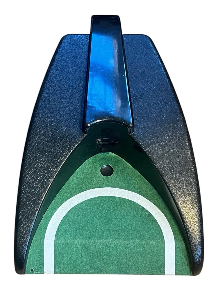 Electronic Putting Cup by How True Golf