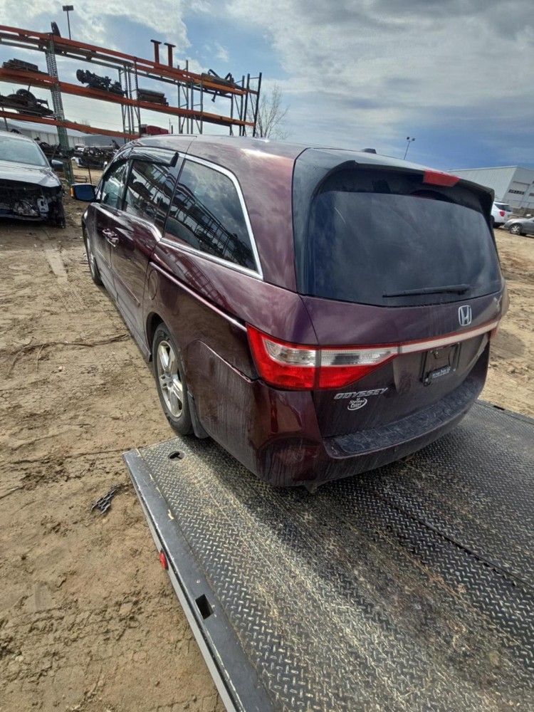 Used Blind Spot Detection System Warning Control Module fits: 2011 Honda Odyssey