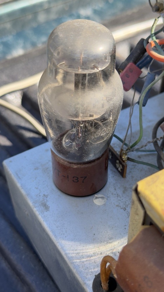 Vintage Heathkit Condenser Checker POWERS ON NOT TESTED