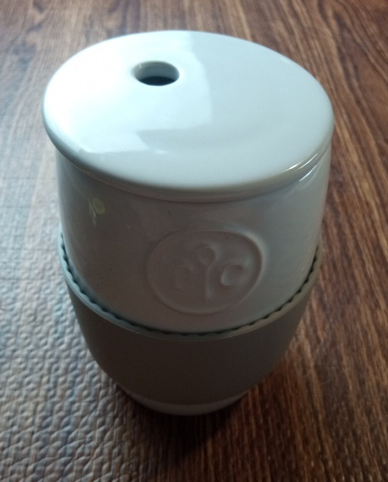 Pampered Chef Ceramic Egg Cooker Model w/ Silicone Sleeve
