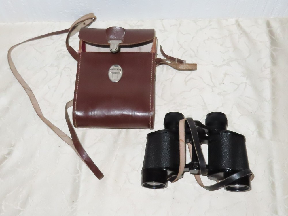 Panora Optik Universal 8X30 Binoculars With Case!