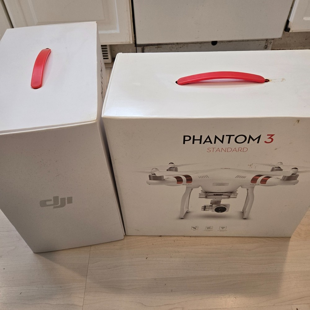 NEW Sealed DJI Phantom 3 Standard Quadcopter Drone w/ Camera & Remote Controller