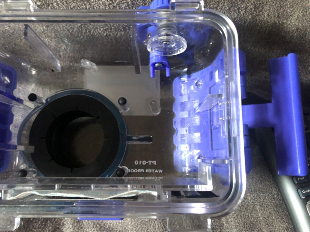 Olympus Camedia PT-010 Underwater Camera Housing 30 Meter Case