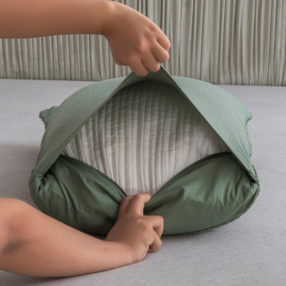 2 Pack Green Pillowcases King Size Soft Microfiber Striped Tufted Pillow Cove...