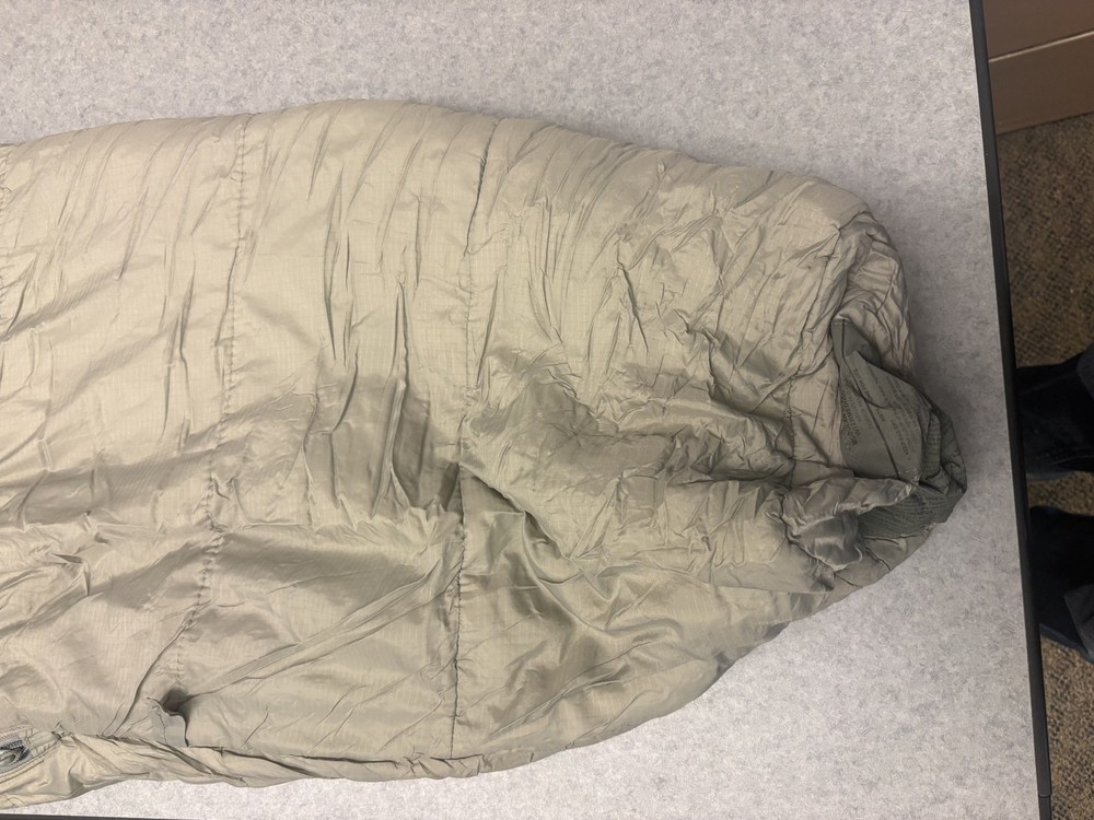 Miltary modular sleeping bag intermediate cold in great shape ready to go!