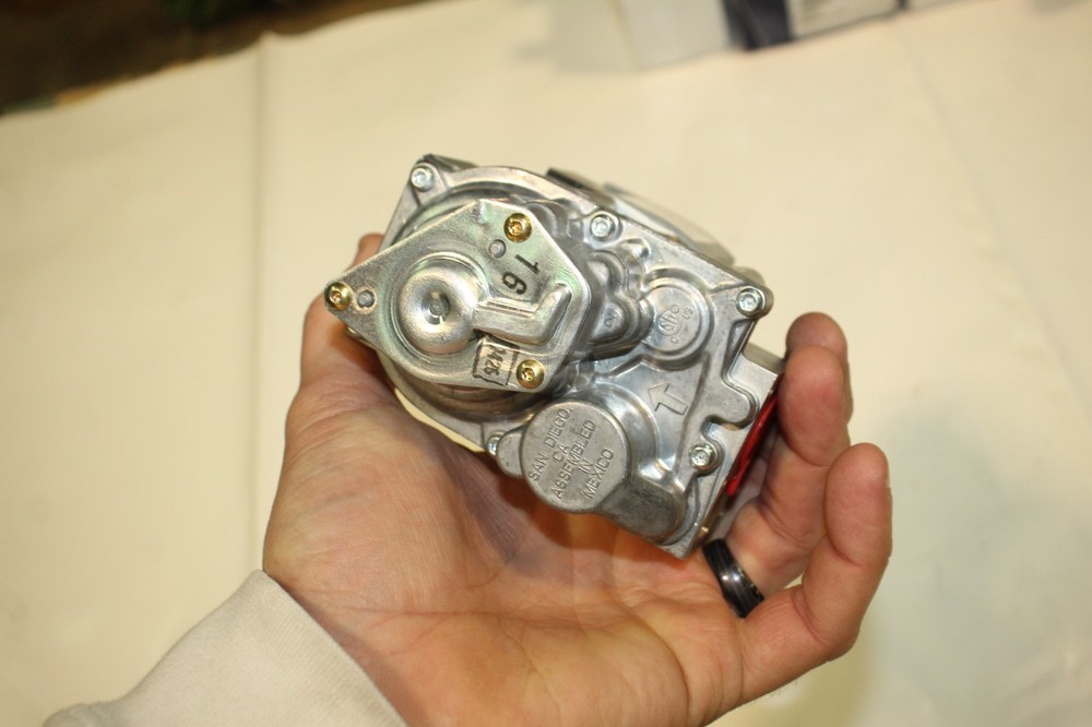 Empire Gas Valve LP VR8100C2991