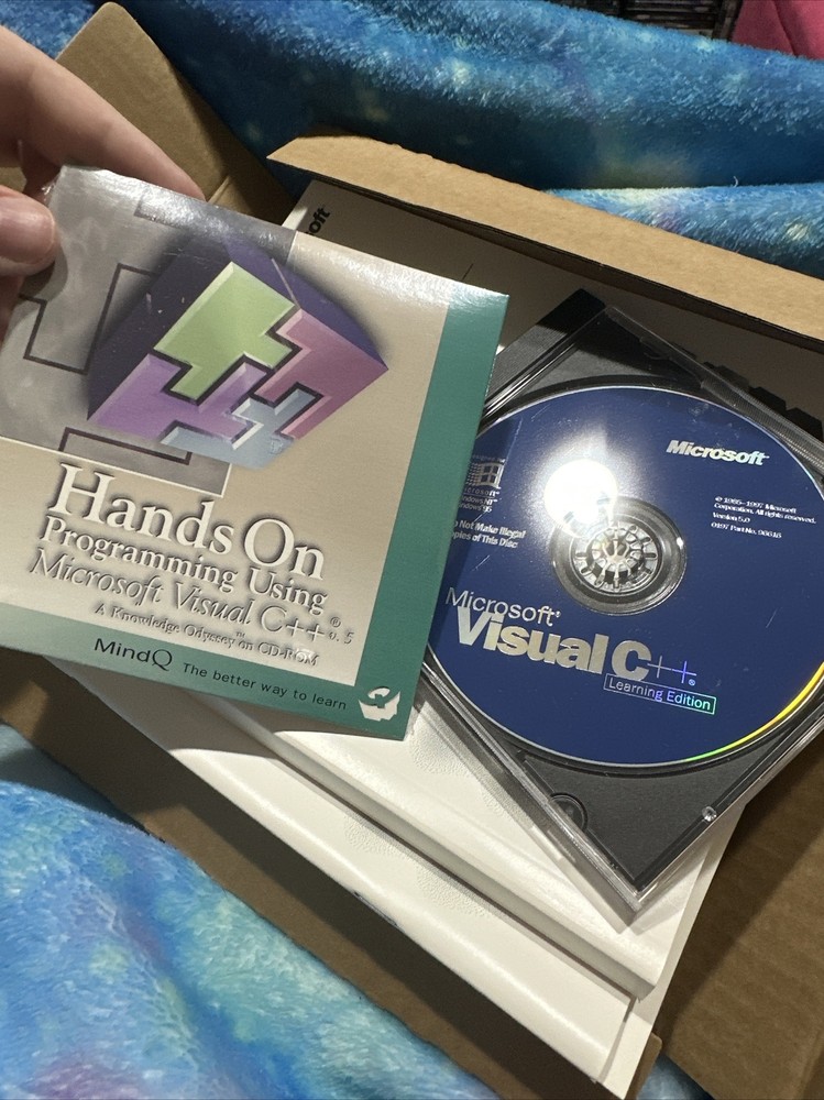 Microsoft Visual C++ 5.0 Standard Edition - With Product Key