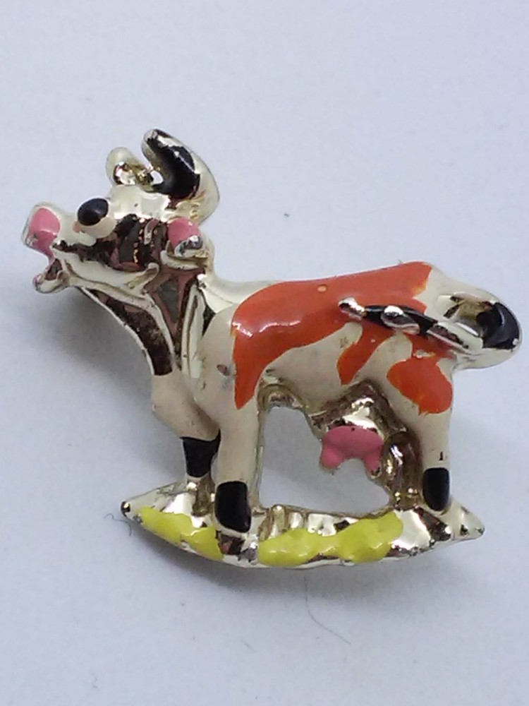 Cow Animal Figure Lapel Pin