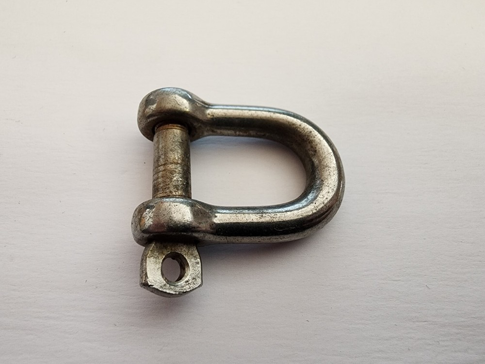 Wichard 5/16" Pin Standard D Shackle