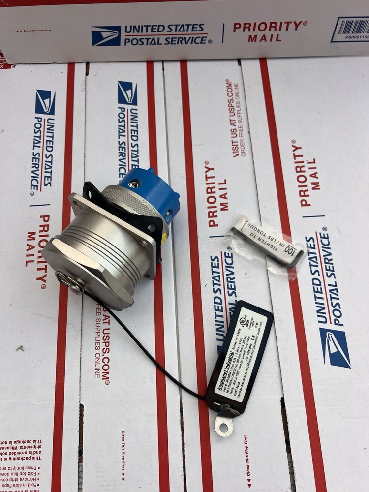 Amphenol NR-20034 Receptacle