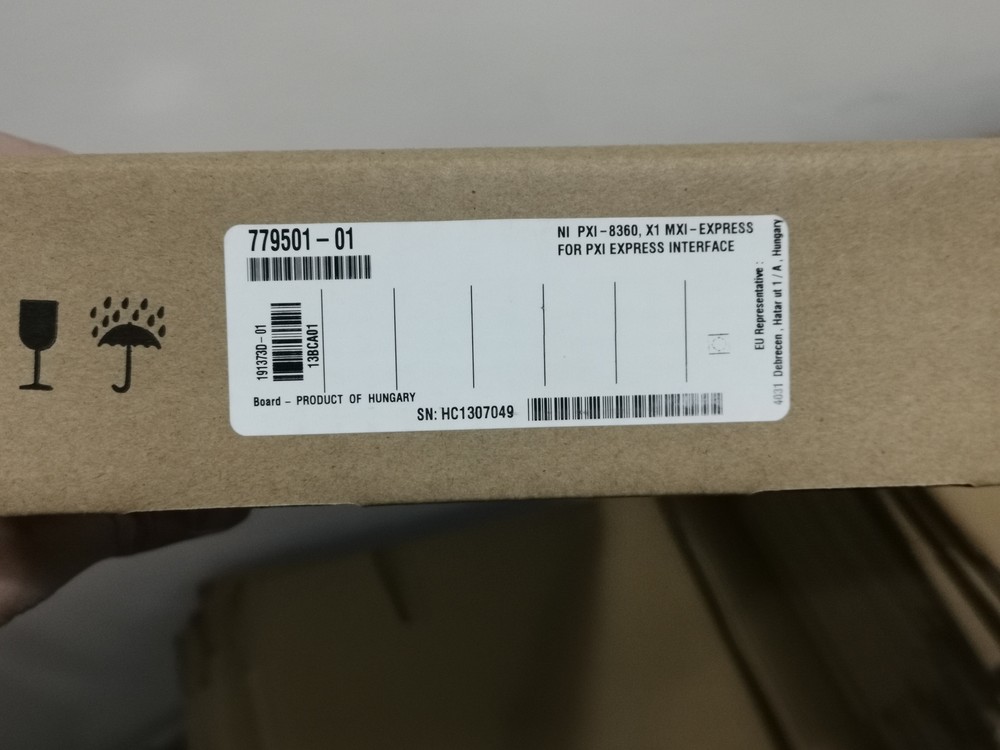 *NEW*National Instruments PXI-8360 MXI-Express Interface, Remote Control Module