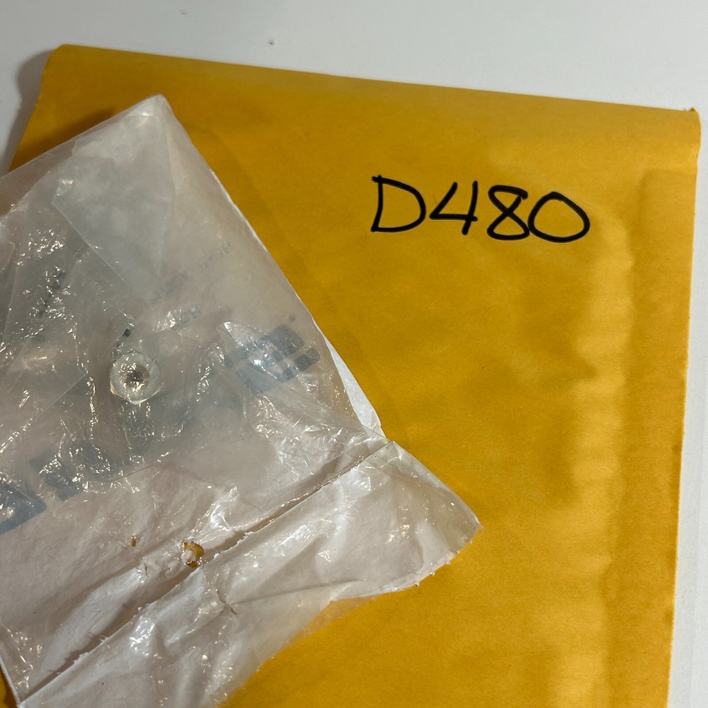 BINKS 54-3608 MATERIAL PACKAGE SCREW (D480)