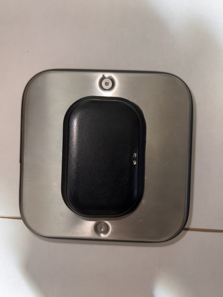 Onity Advance RFID Wall Reader With Bluetooth