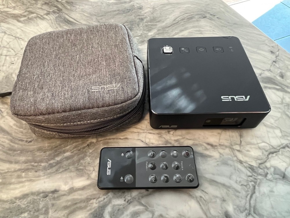 Asus  Zenbeam S2 projector