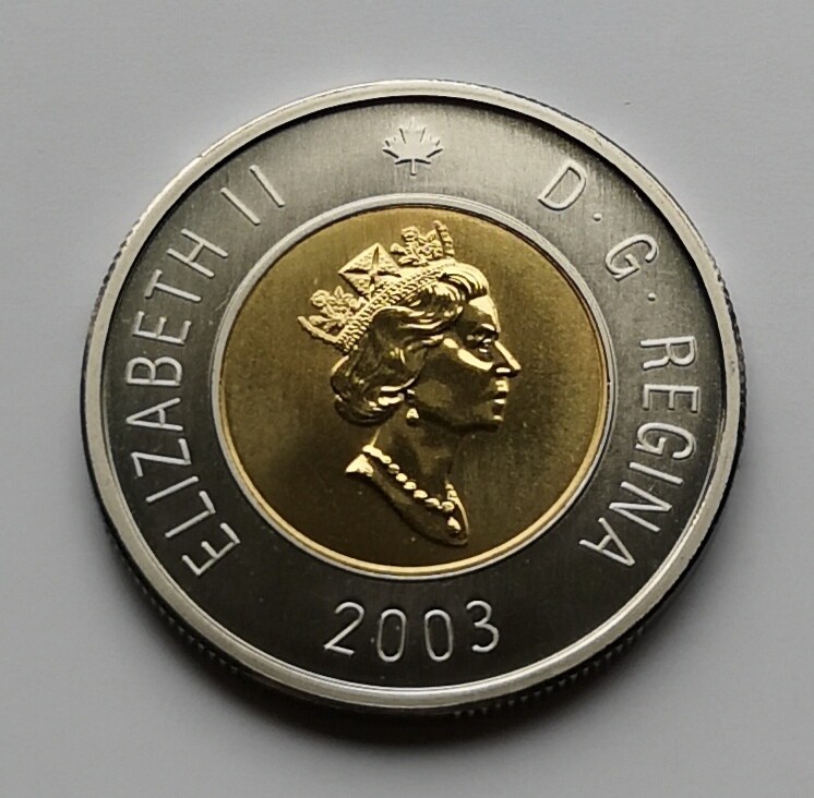 ***CANADA TOONIE 2003 OLD EFFIGY *** SPECIMENS ***