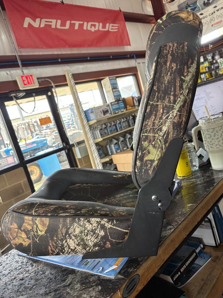 LUND CAMO BOAT SEATS