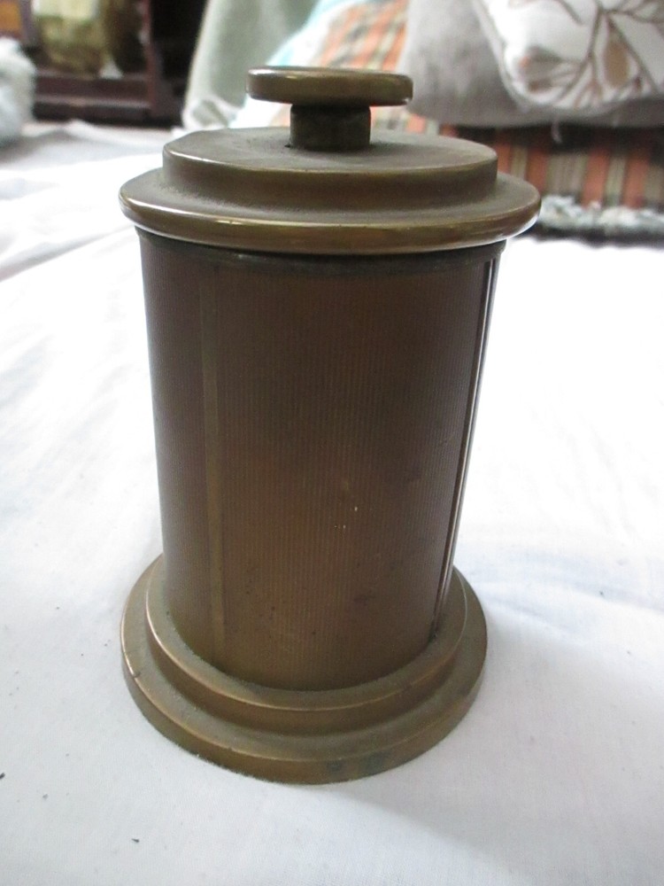 Table Cigarette Holders 3+ 2 Ashtrays Vintage