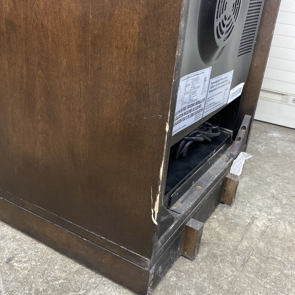 Intertek CW-52ADT Thermelectirc Wine Cooler