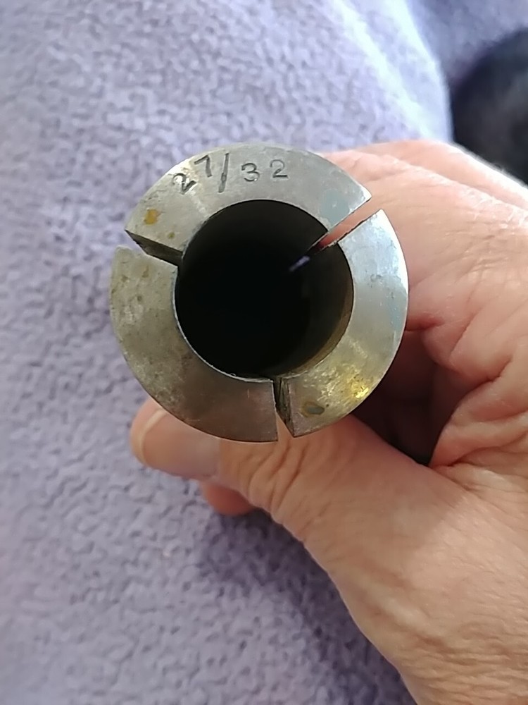 27/32" Forst Bros. 5C Round Collet External Threads Only