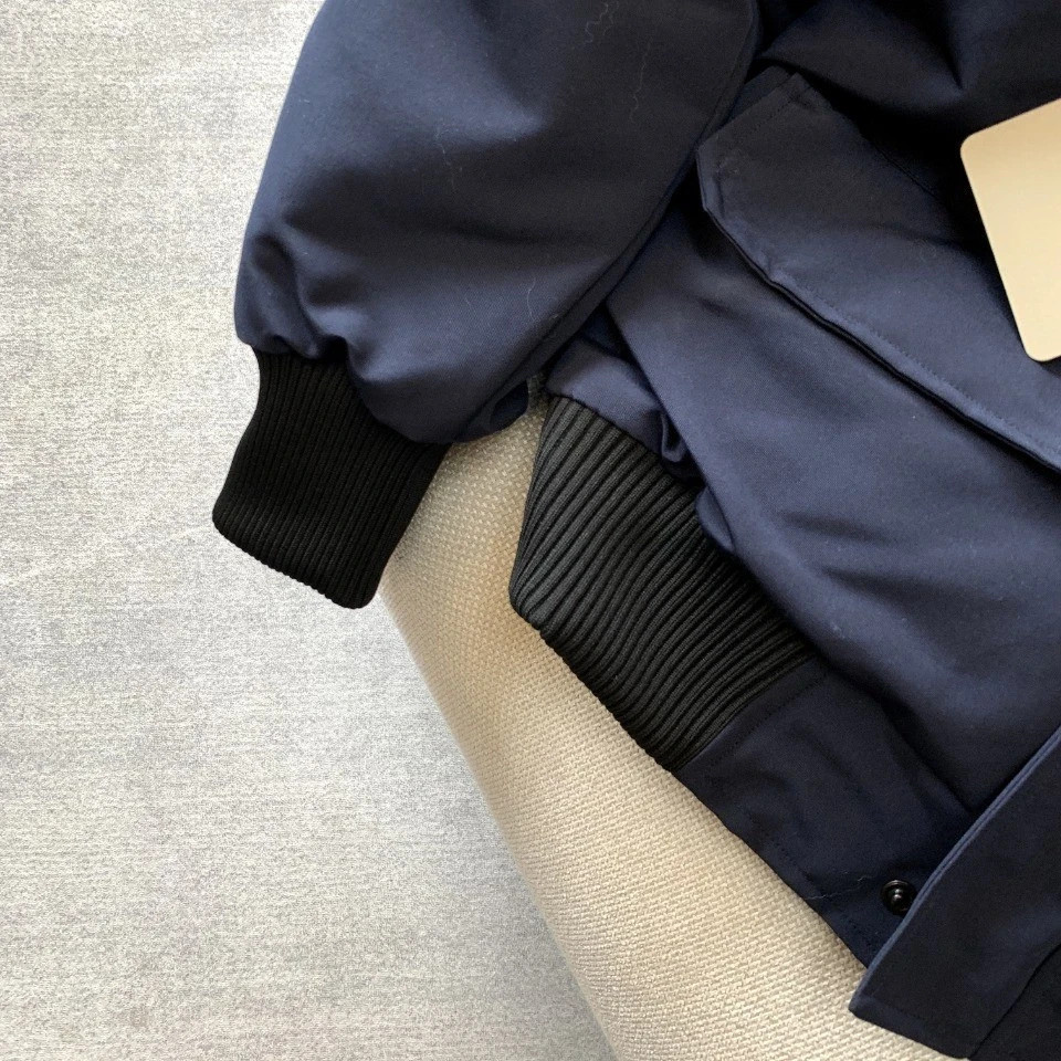 ✨ Canada Goose Men's Chilliwack Bomber Jacket (Dark Blue)