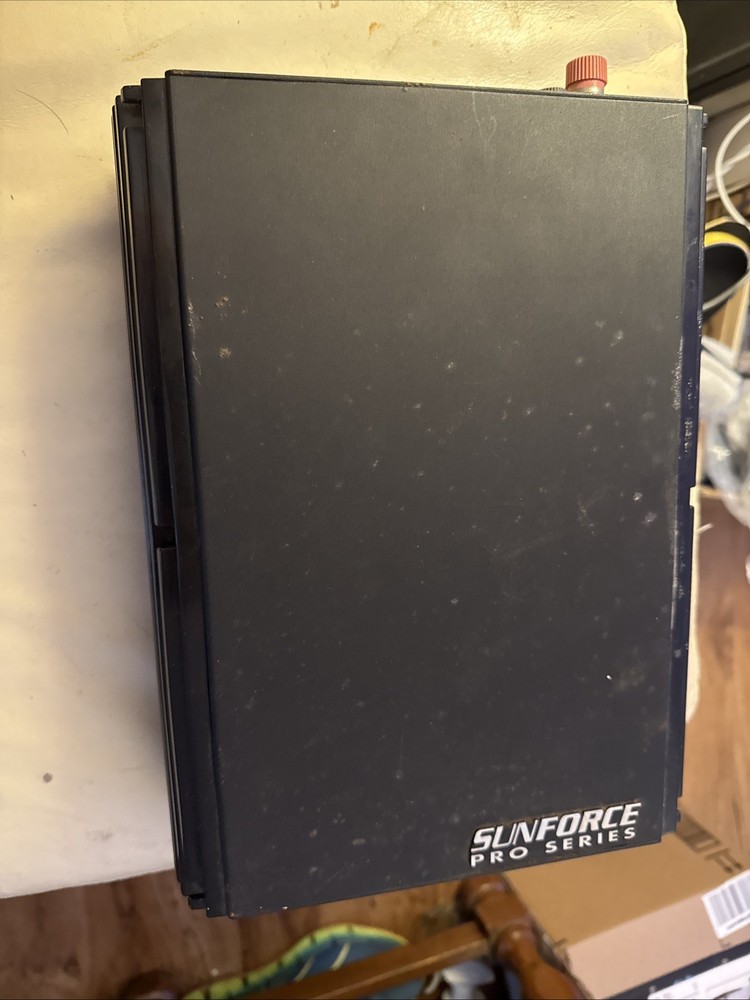 Sun force Pro Series Inverter DC to AC