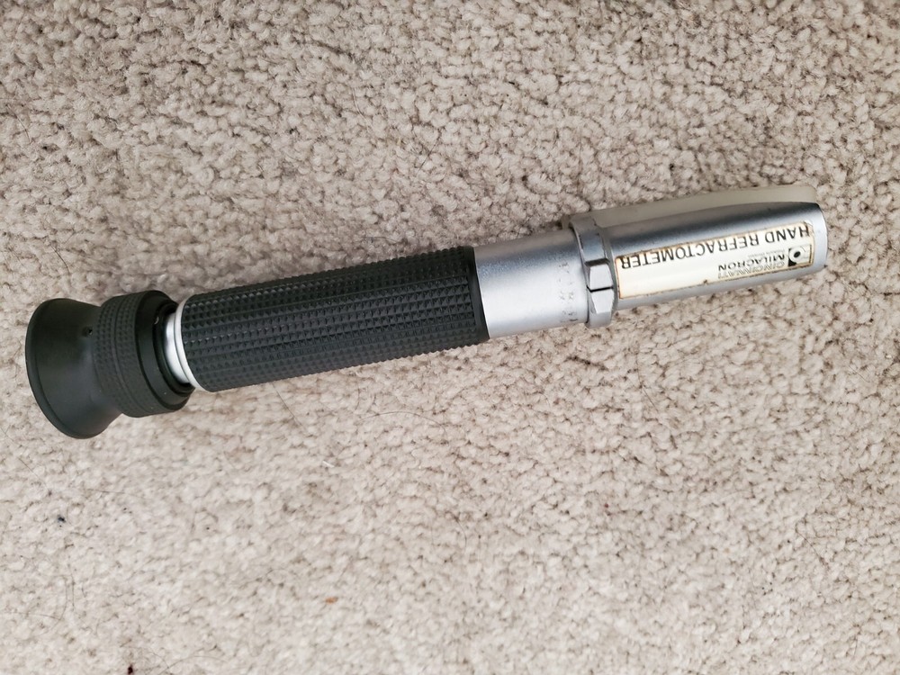 Cincinnati Milacron Hand Refractometer & case Made in Japan