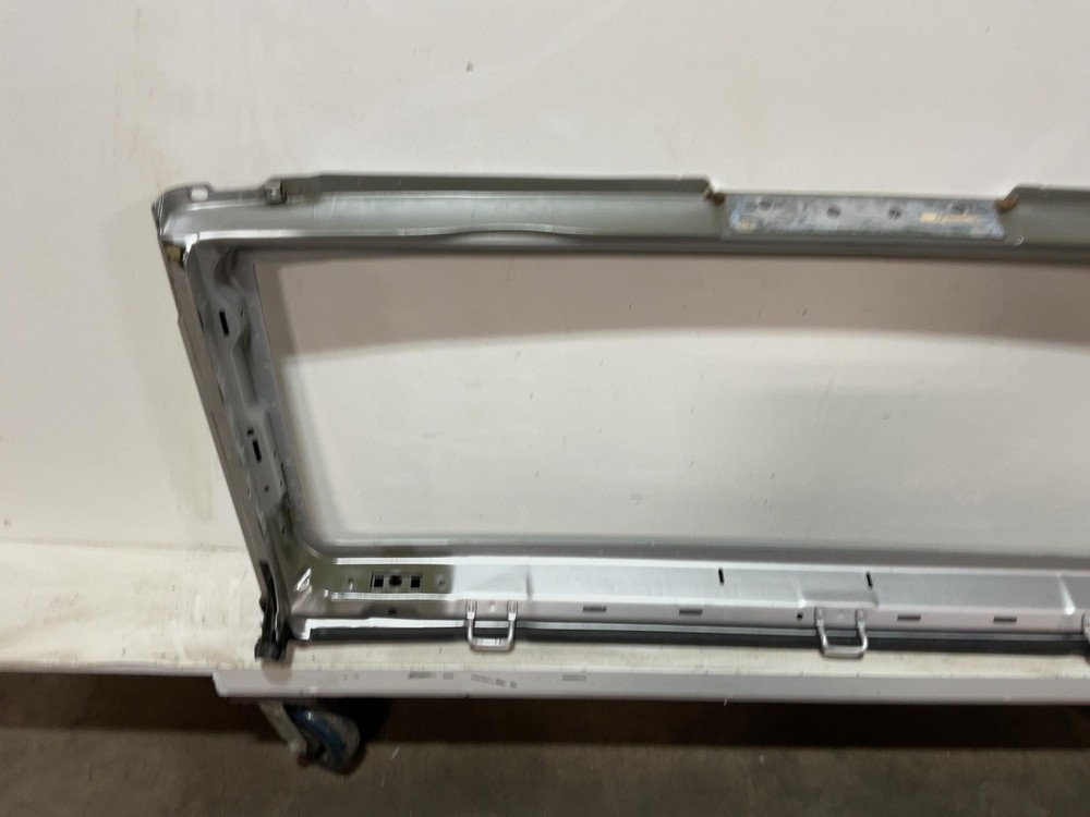 Used Windshield Frame fits: 2010 Jeep Wrangler Grade A