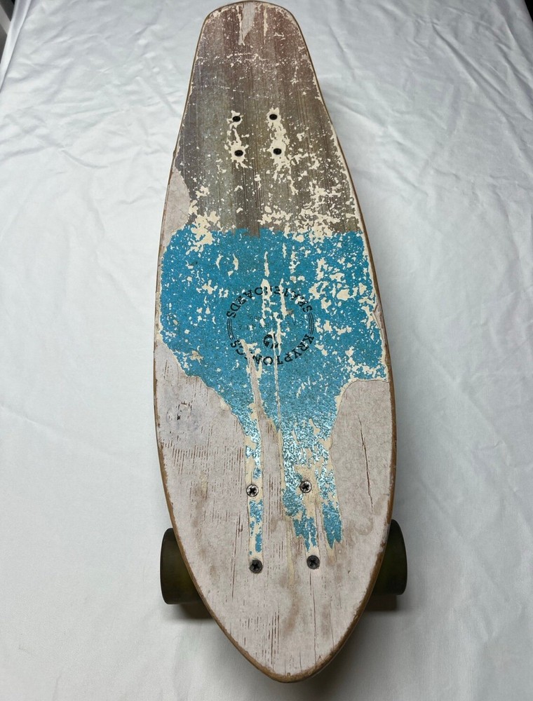 Kryptotinics Skateboard Complete