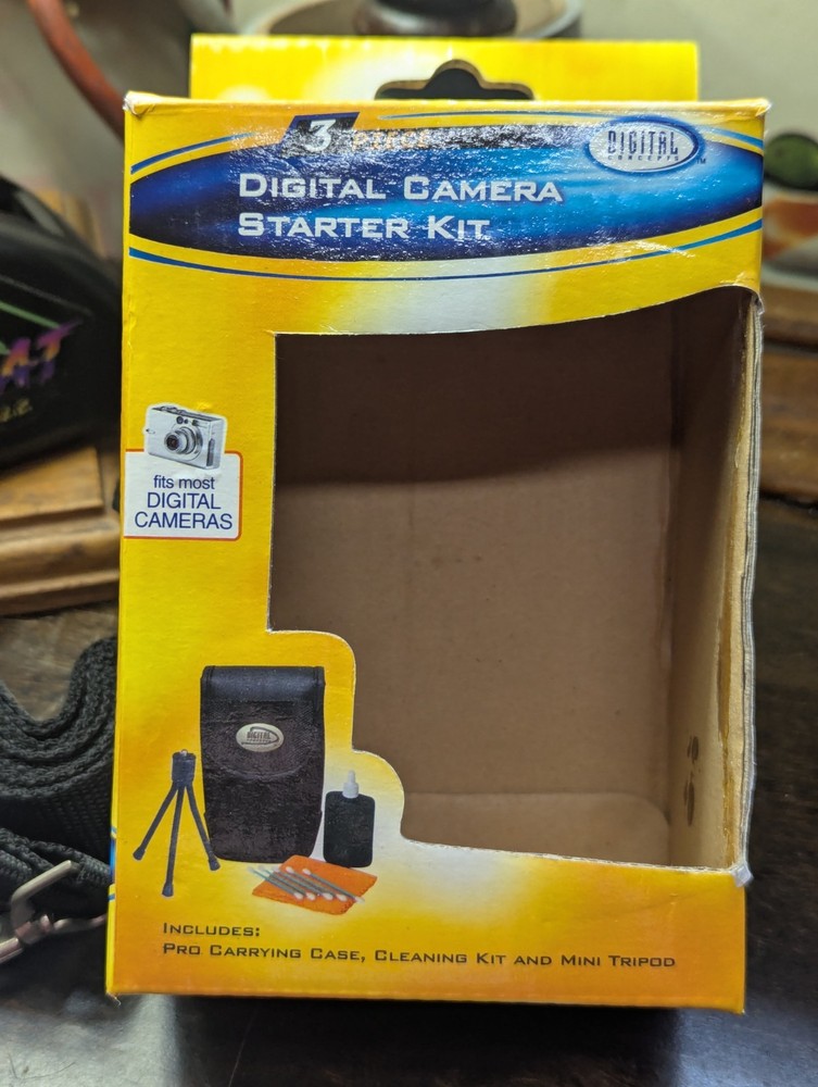 Digital Camera Starter Accessory Kit (Digital Concepts) Fits Most~Tripod/Case