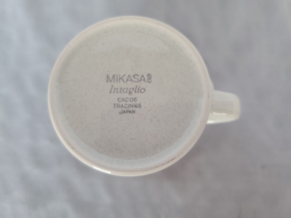 Tracings Creamer by Mikasa