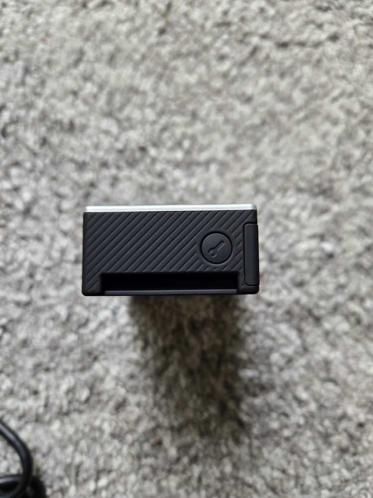 Gopro Hero 4 With Case Different Backs. Wearable Mount W/ Different Attachments