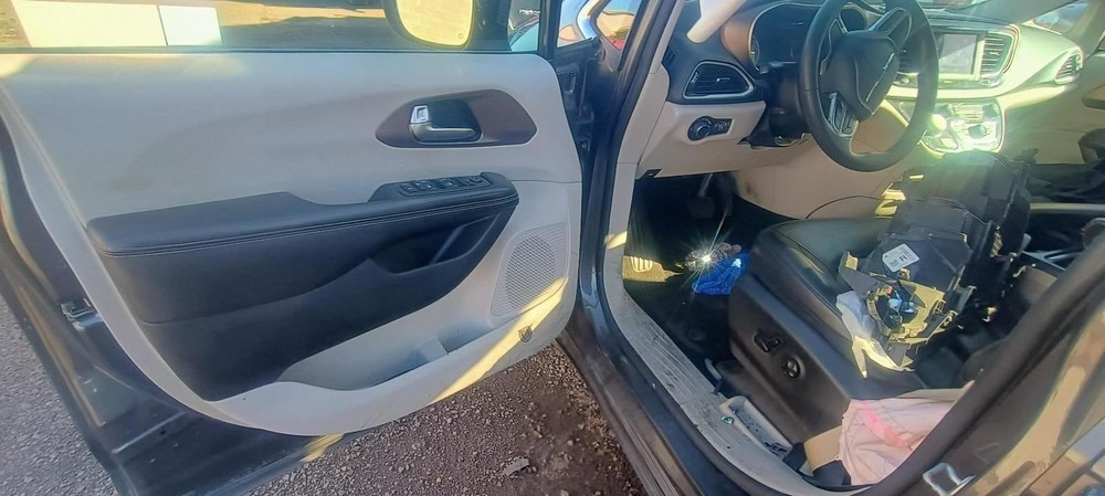 Temperature Control Front 3 Zone Temperature Control Fits 18-20 PACIFICA 2509701
