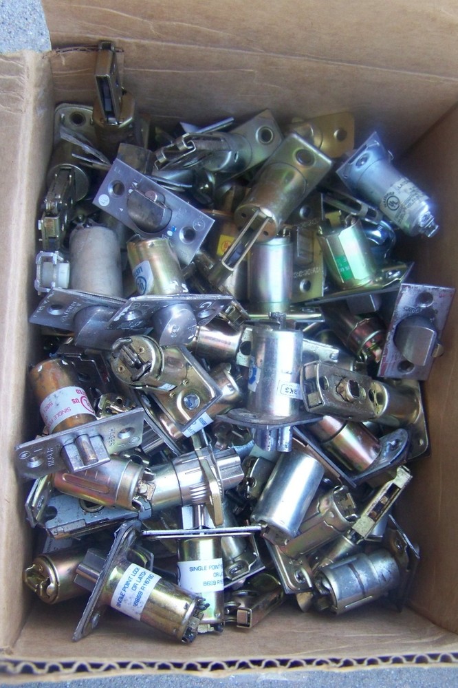 Deadlatch assortment, new & used 20lbs