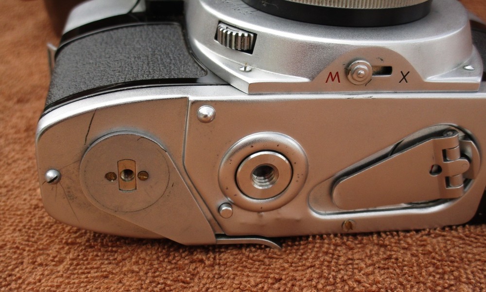 vintage Minolta Auto Wide camera with original case