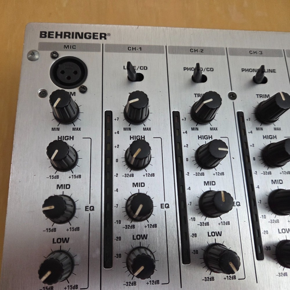 Behringer Professional 5-Channel DJ Mixer DJX700 with Multi-FX Processor