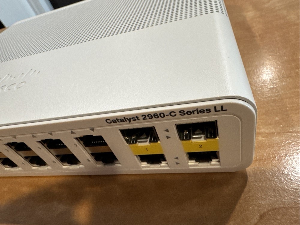 Cisco (WS-C2960C-8TC-S) 8-Ports Ethernet Switch