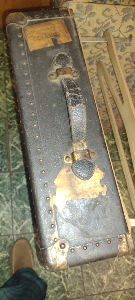 Vintage H.W. Round tree Roller Tray Trunk