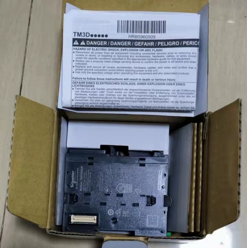1pcs Schneider TM3DQ32UK discrete output module