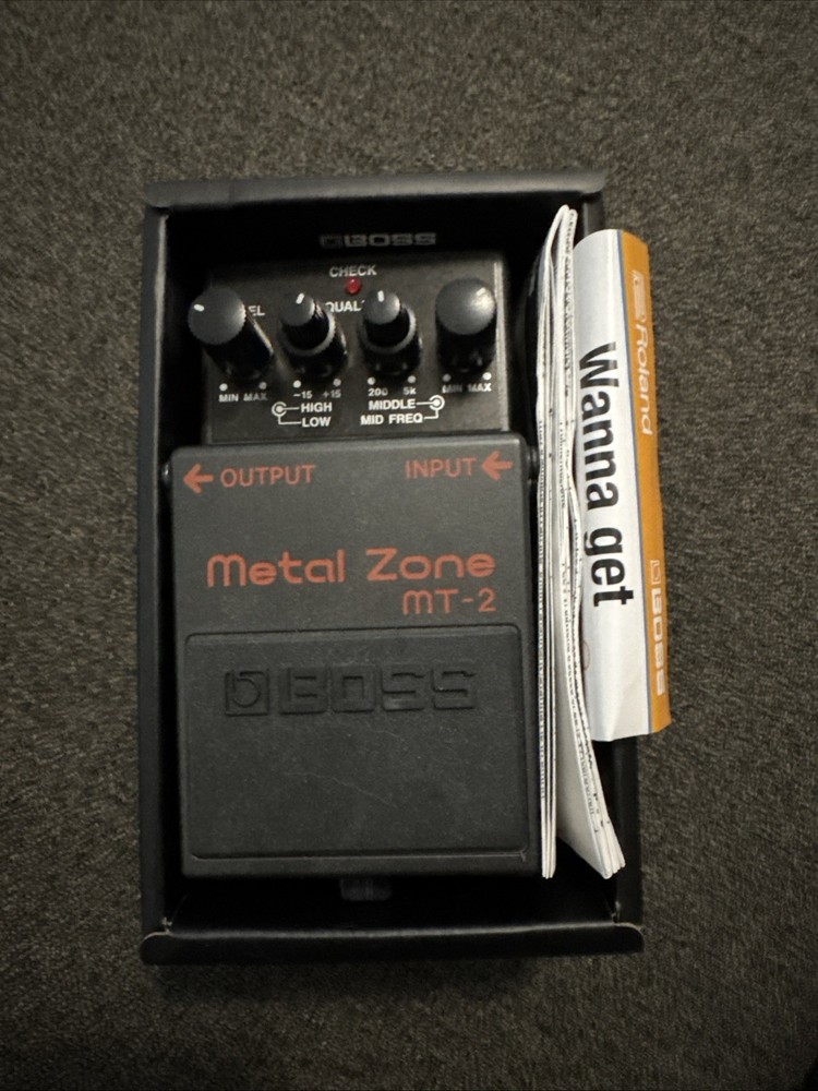 Boss Metal Zone Guitar Distortion (MT-2)