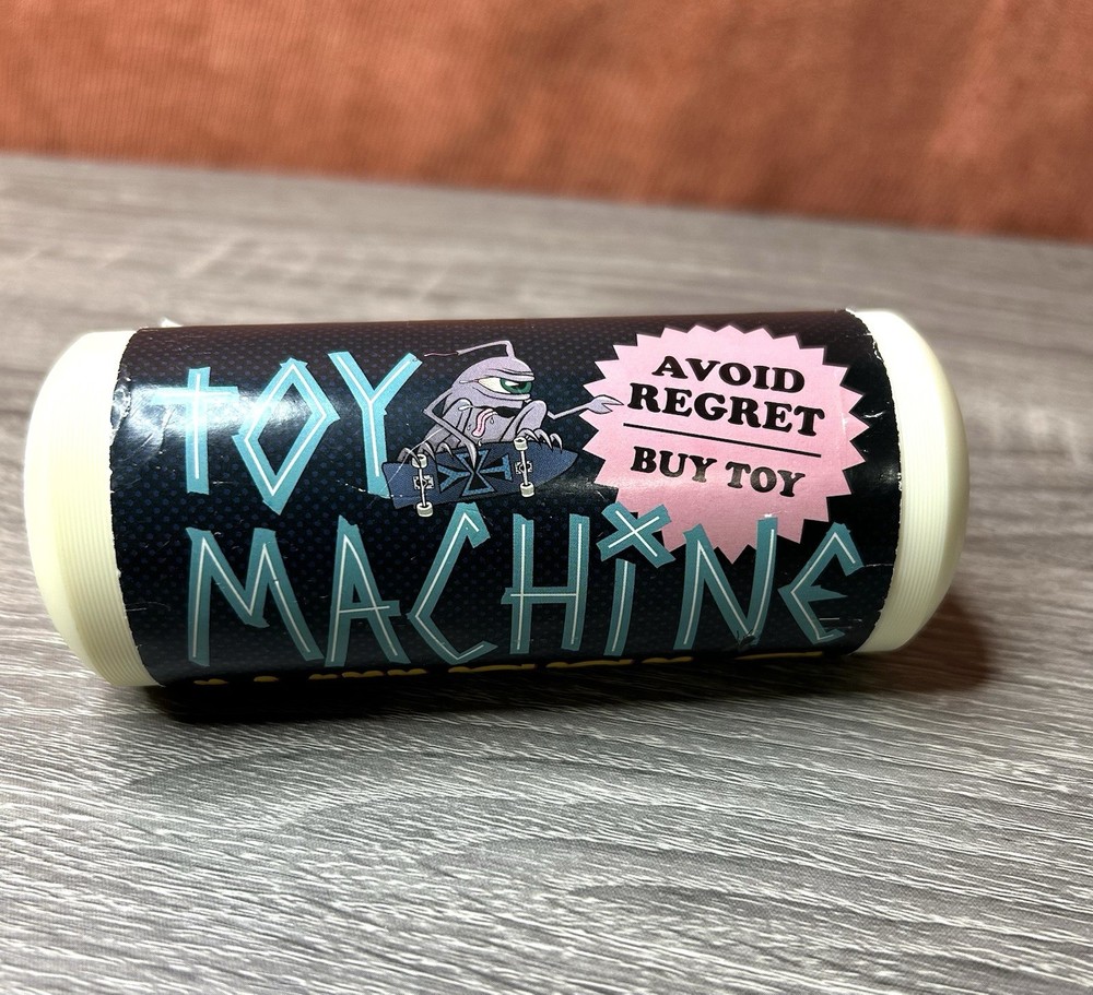 TOY MACHINE SECT SKATER 52mm WHT WHEELS SET
